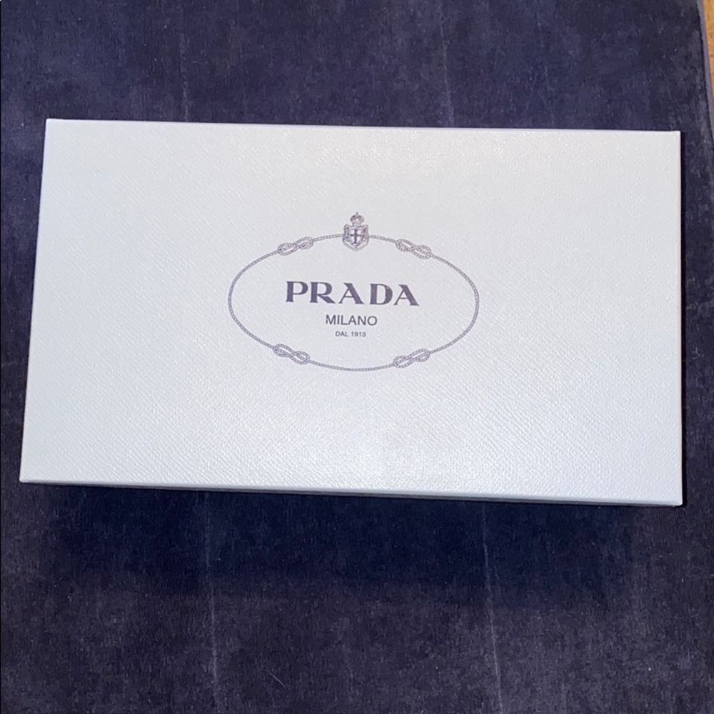 Prada box